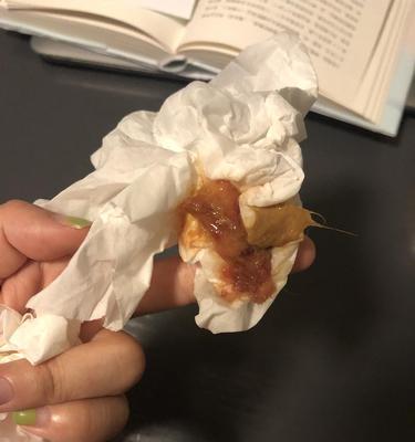 猫咪血便问题解析（如何鉴别是不是猫瘟导致便血）